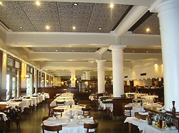 Castelar Hotel Santa Fe