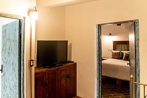 Miraflores 2 BR by Casago
