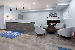 Travelodge by Wyndham Cochrane