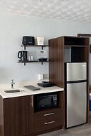 Travelodge by Wyndham Cochrane Ontario