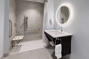 Travelodge by Wyndham Cochrane