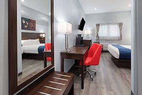 Travelodge by Wyndham Cochrane