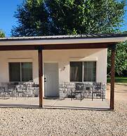 Hurricane Hideaway Lodging