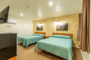 Hurricane Hideaway Lodging