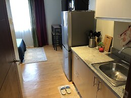 Romantic Urban Getaway by Primitive Stay