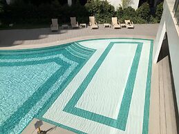 Romantic Urban Getaway by Primitive Stay