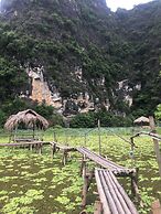 Trang An Flower Hotel