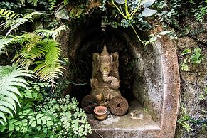 Bali Asli Lodge by EPS