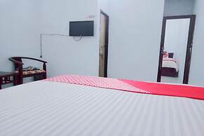 OYO 752 Abz Guest House Syariah