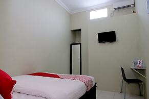 OYO 752 Abz Guest House Syariah