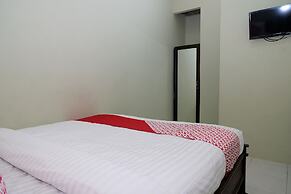 OYO 752 Abz Guest House Syariah