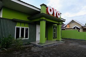 OYO 752 Abz Guest House Syariah