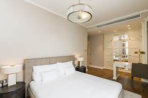 Ist flats Serviced Apartments - EMAAR SQ