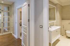 Ist flats Serviced Apartments - EMAAR SQ