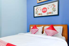 OYO 778 Guest House Amalia Malang