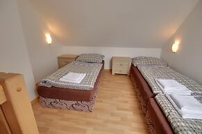 Guest House Pod Hajkem