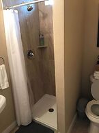 Remodeled House Near Downtown 1br/1ba