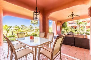 Frontline beach 3 bedroom apartment