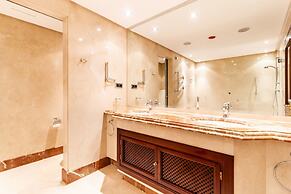 Frontline beach 3 bedroom apartment