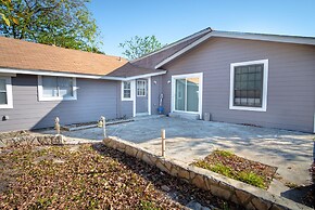Remodeled Guest House Near Downtown/military Base