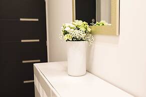 Luxury Rooms With Balcony