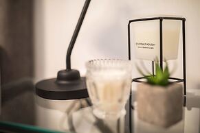 Luxury Rooms With Balcony