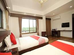 Hotel Aloka Inn