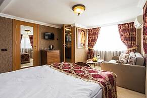 The First Ottoman Suites