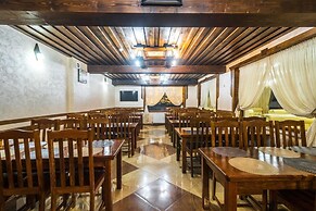 Villa Leku Spa Resort