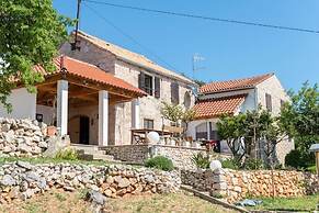 Luxury Apartment Ladovina