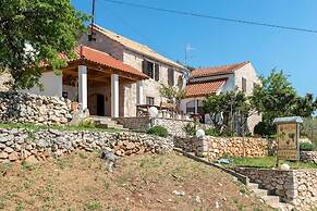 Luxury Apartment Ladovina