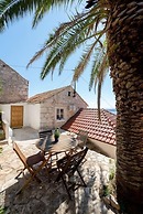 Luxury Apartment Ladovina