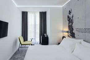 Golden Tulip Design Tbilisi