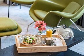 Golden Tulip Design Tbilisi