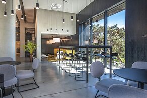 Golden Tulip Design Tbilisi
