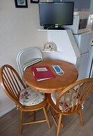 Cosy and Modern Chalet Near Norwich, England