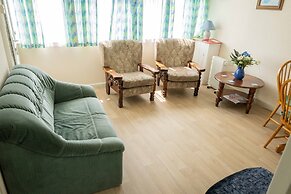 Cosy and Modern Chalet Near Norwich, England