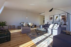 Luxury T.M. Penthouse with a View