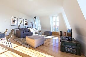 Luxury T.M. Penthouse with a View