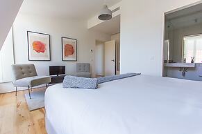 Luxury T.M. Penthouse with a View