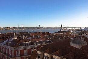 Luxury T.M. Penthouse with a View