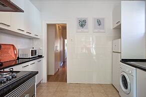 Alfama River View Tailor Made Flat