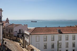 Alfama River View Tailor Made Flat
