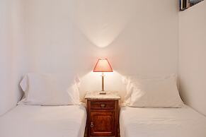 Alfama River View Tailor Made Flat