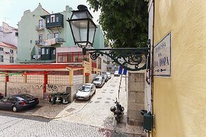 Tailor Made Flat in Central Bairro Alto