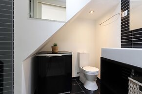 Tailor Made Flat in Central Bairro Alto