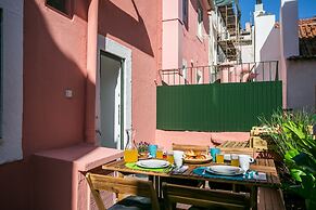 Hip Tailor Made Flat in Bairro Alto