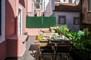 Hip Tailor Made Flat in Bairro Alto
