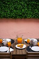 Cozy Tailor Made With a Refreshing Terrace