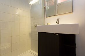 Typical Tailor Made Flat in Central Graça